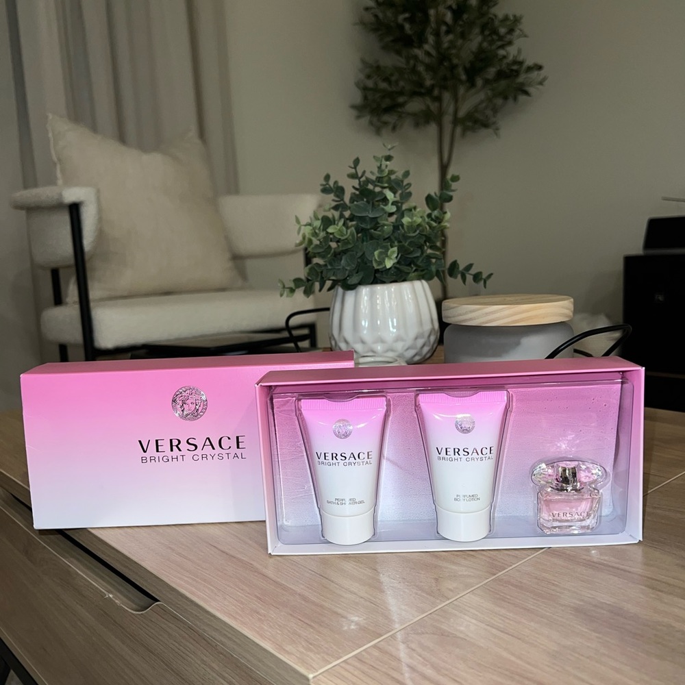 Versace Bright Crystal Sample Set